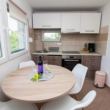 In - Istrien 51821 Holiday home *