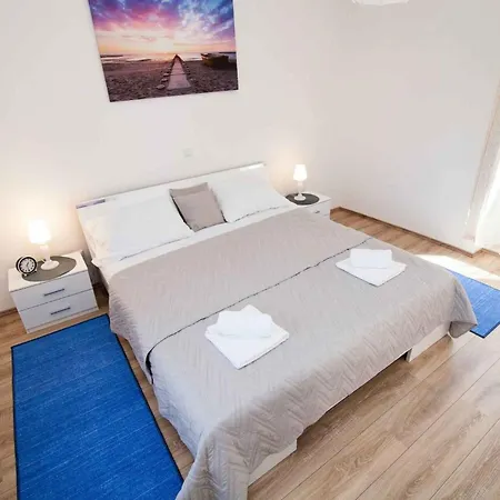 In - Istrien 51821 Holiday home *