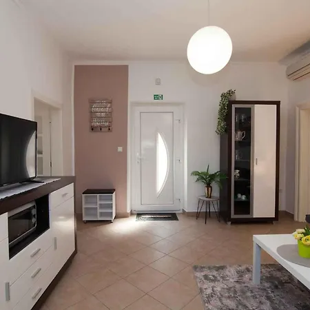 In - Istrien 51821 Holiday home *